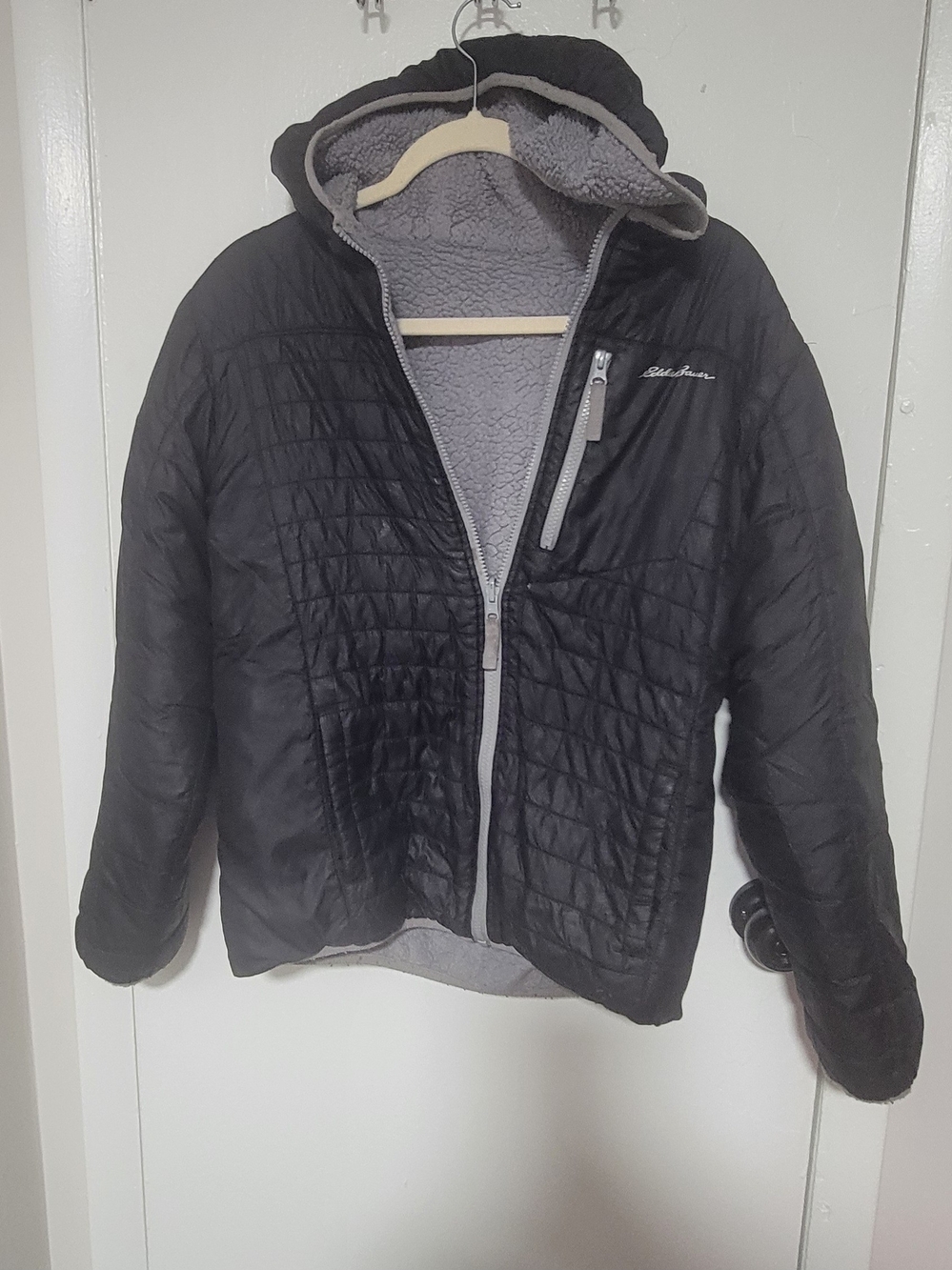 Eddie Bauer Women’s Small Black Quilted Sherpa Lined Hooded Jacket